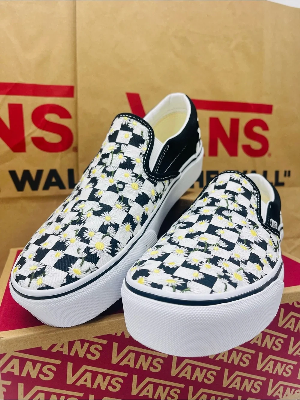 Vans Classic Slip-On Platform FLORAL CHECKERBOARD BLACK/WHT VN000EA9BA2 Sneakers